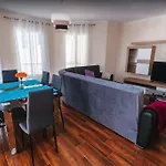 2 Bedroom In Calheta Apartment *