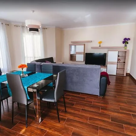 2 Bedroom In Calheta Апартаменты Арку-да-Кальета