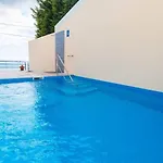 2 Bedroom In Calheta