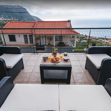 公寓 2 Bedroom In Calheta *