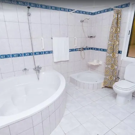 2 Bedroom In Calheta Апартаменты Арку-да-Кальета